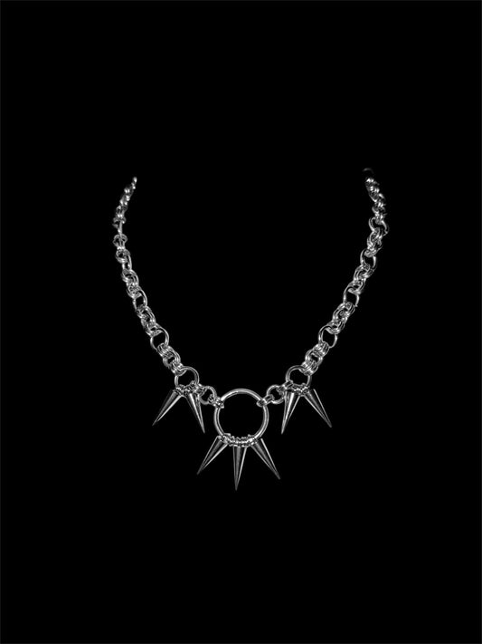 ESSENTIALS SPIKED NECKLACE