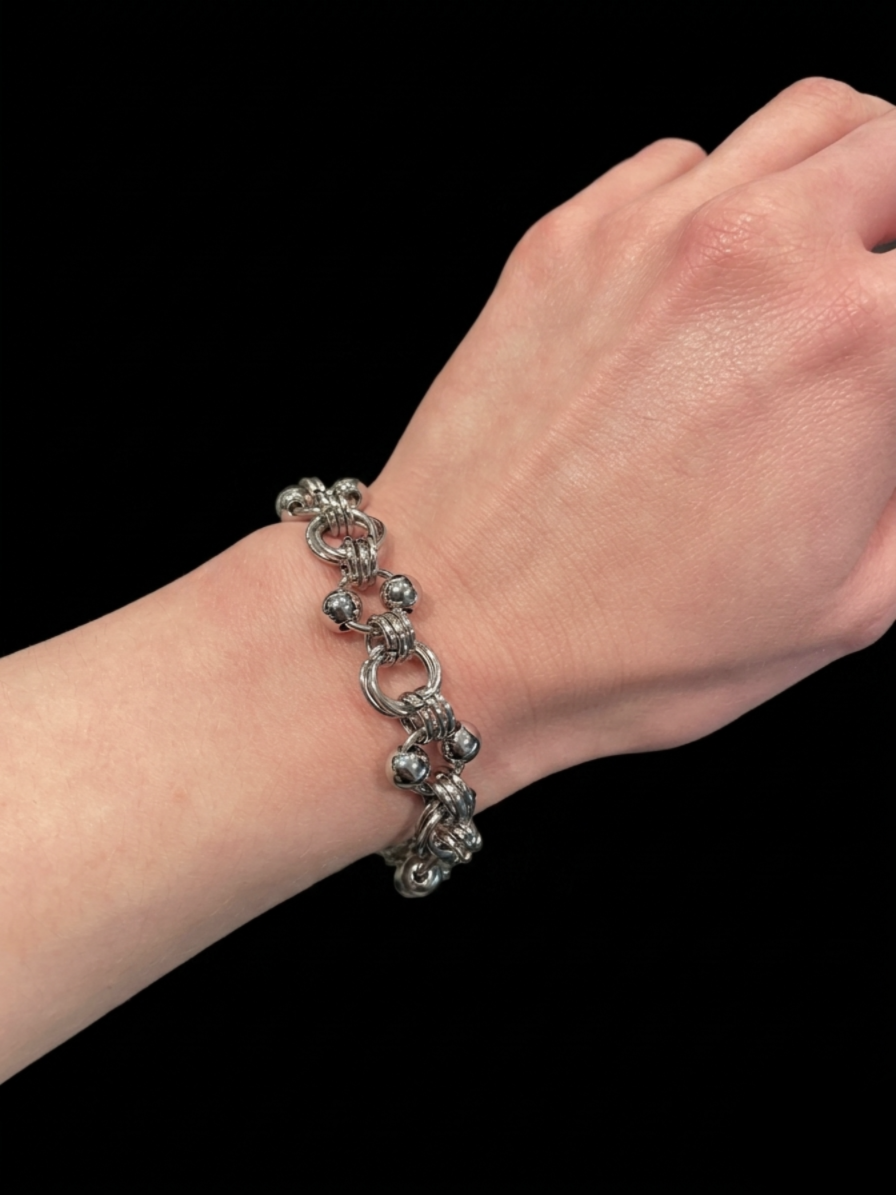 MOBIUS BRACELET