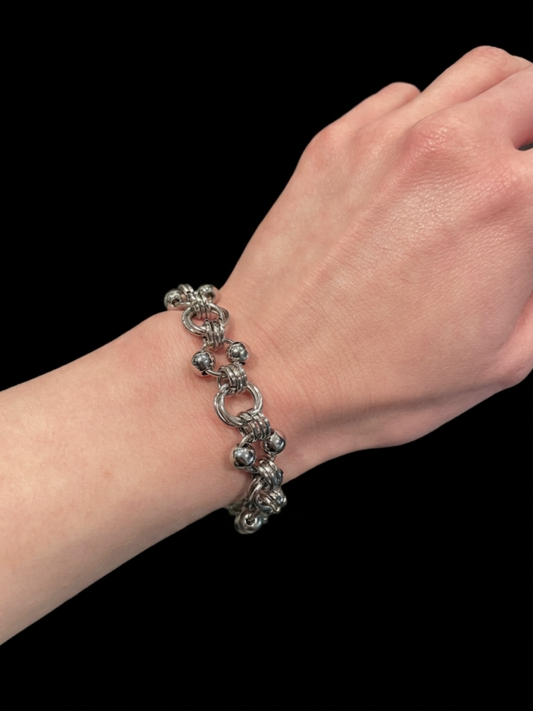 MOBIUS BRACELET